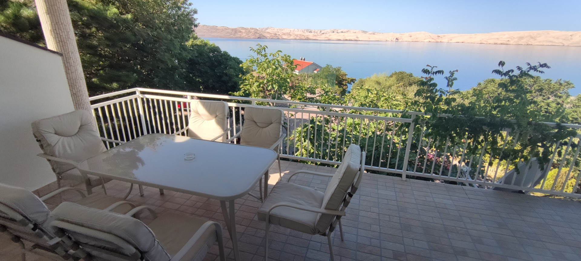 Holidays by the sea - Rest and recreation in a wonderful location, Ferienhaus ToMa Cesarica Karlobag